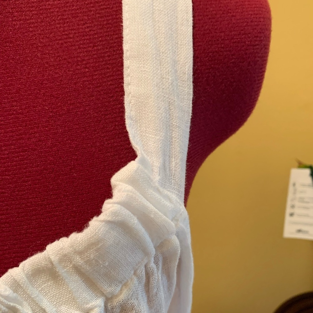 White Linen Sundress with Belt and Button detail - Picture 5 of 11
